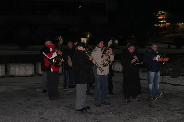 Fotogaléria Vianočný koncert Mestskej dychovky (24. 12. 2016) (11) Vianočný koncert Mestskej dychovky (24. 12. 2016)